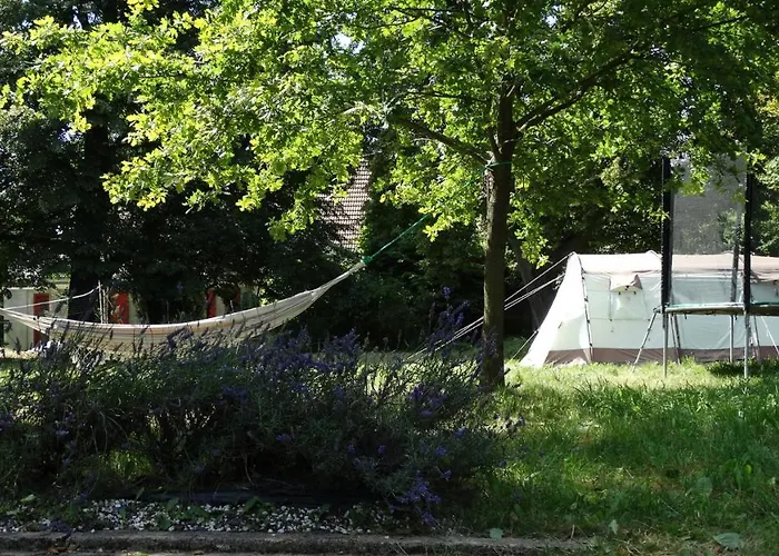 Dwor Zalipie W Starych Zambskach Stare Zambski