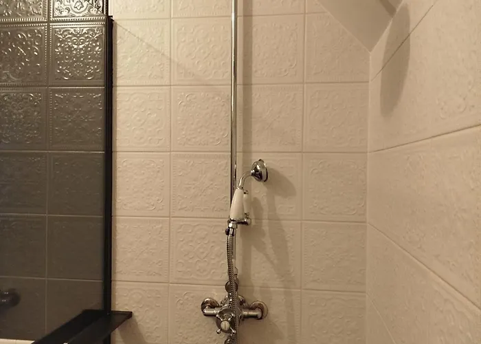 Dwor Zalipie W Starych Zambskach Séjour à la ferme *